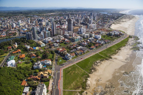 Por Que Investir em Torres, RS: O Destino Perfeito Para Seu Próximo Imóvel